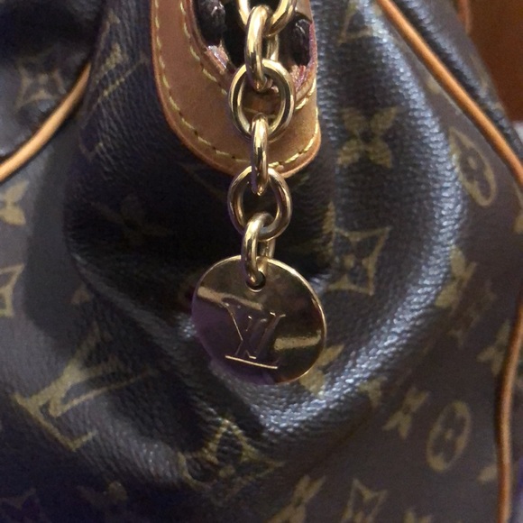 AUTHENTIC LOUIS VUITTON TIVOLI GM - Picture 4 of 11